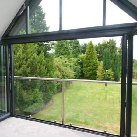 Luxury House In Solihull Ngoại thất bức ảnh