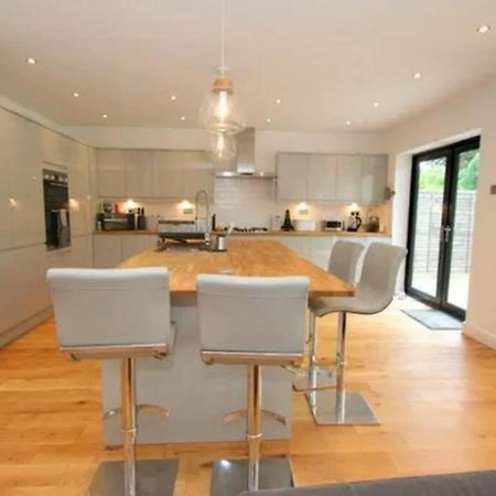 Luxury House In Solihull Ngoại thất bức ảnh
